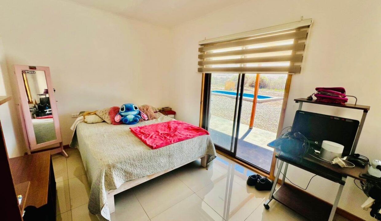 c619ce98-1c35-4bca-a47a-a92f6cfd8e01